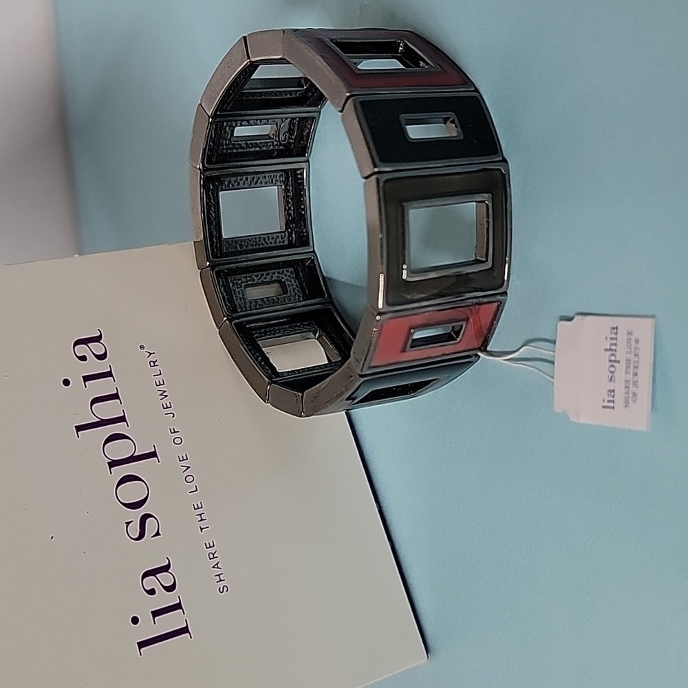 NWT Lia Sophia Dojo Retired Stretch Bracelet